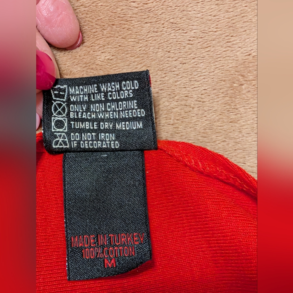Red Cotton - Chrome Grommets & ⛓️‍💥 Long Sleeve Top - Picture 11 of 13